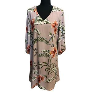 Chico's Size 1 US 8 V-Neck Shift Dress Hibiscus Floral Palm Print 3/4 Sleeve